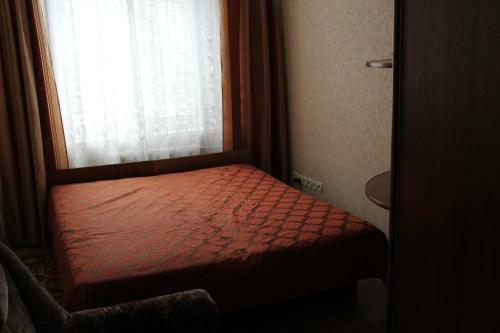Apartment On Chernyahovskogo 26-2