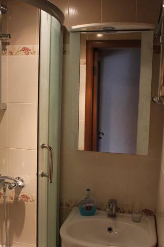 Apartment On Chernyahovskogo 26-2