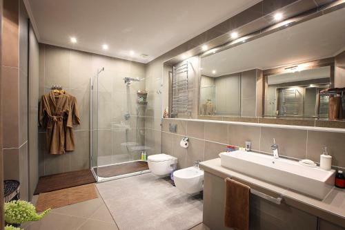 Vip Raubichi Holiday Home