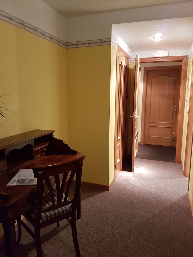 Albergue Hotel-residencia Alvargonz�lez