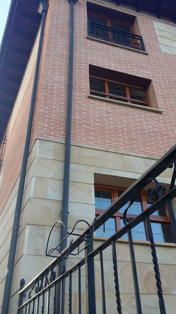 Albergue Hotel-residencia Alvargonz�lez