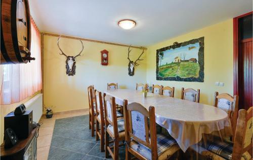 Two-bedroom Holiday Home In Stubicke Toplice