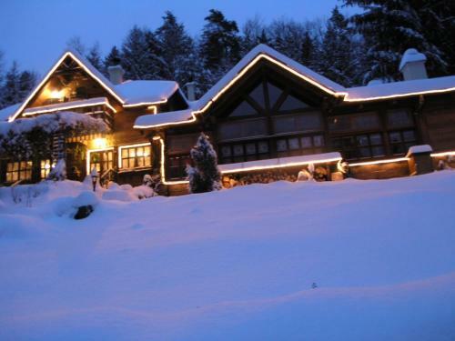 Bed & Breakfast Holiday Home Tonkina Ku?a
