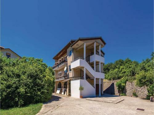 Two-bedroom Apartment In Matulji