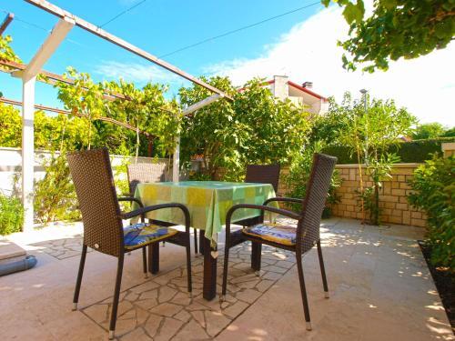 Apartment Nevenka 1482