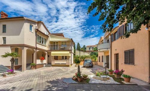 Apartments Nevija