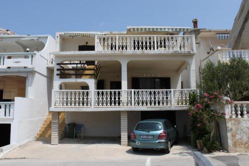 Apartment Metajna 6423c