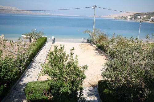 Apartment Metajna 6486g