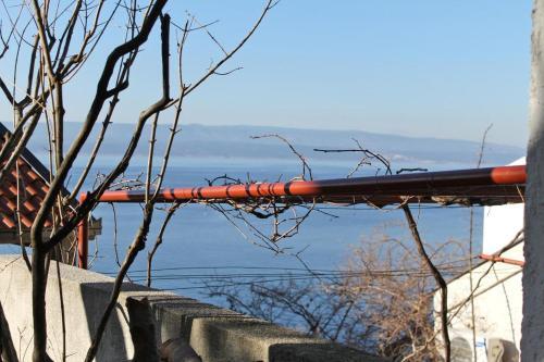 Apartments By The Sea Pisak (omis) - 6041