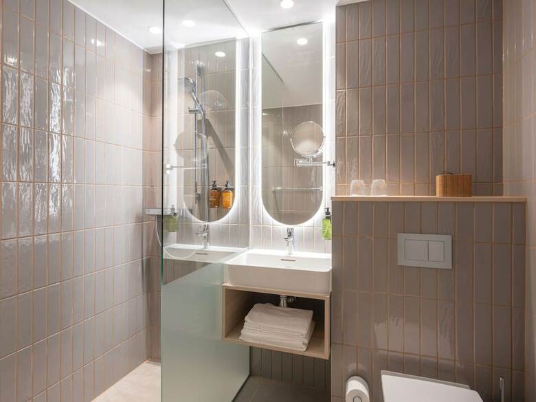 Oru Hub Hotel Tallinn - Handwritten Collection