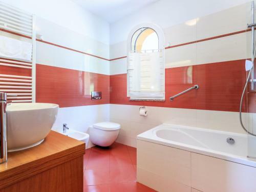 Holiday Home Villa Orhidea