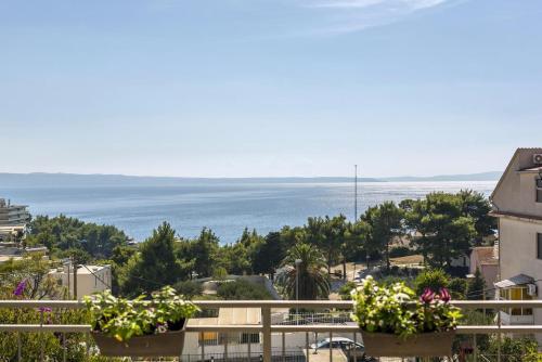 Holiday House With A Swimming Pool Podstrana (split) - 7539