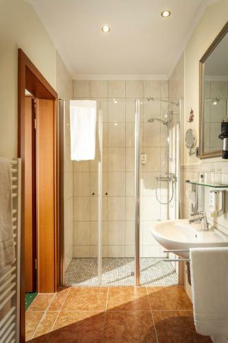 Hotel-gasthof H�ttl