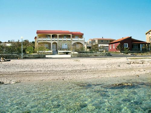 Apartment Haus Branimir (vir105)