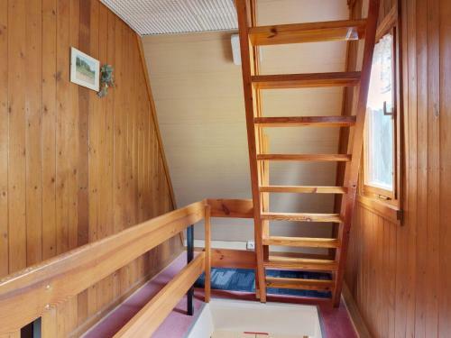 Quaint Holiday Home With Private Balcony In Trusetal