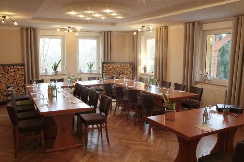 Hotel Restaurant Zwergschl�sschen