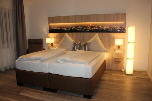 Hostal Hotel Restaurant Kromberg