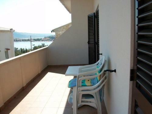 Apartments By The Sea Pag - 12590