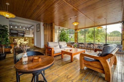 Hostal Yunzhongshanju Gesthouse