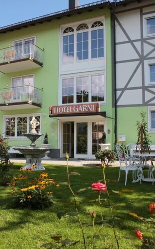 Hostal Hotel Garni Regina