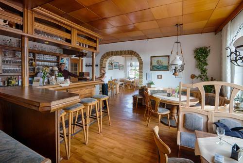 Hostal Elbterrassen Zu Brambach