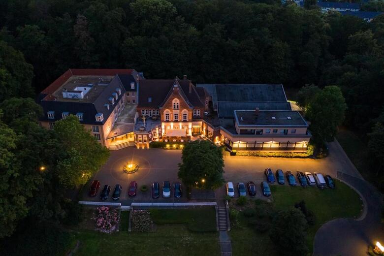 Parkhotel Bergh�lzchen