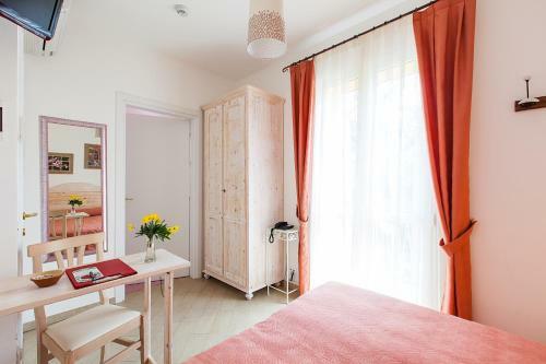 Hostal Osteria Da Cesare E Locanda