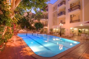 Hotel Fortezza (.)