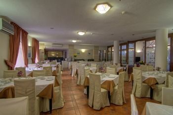 Hotel Fortezza (.)