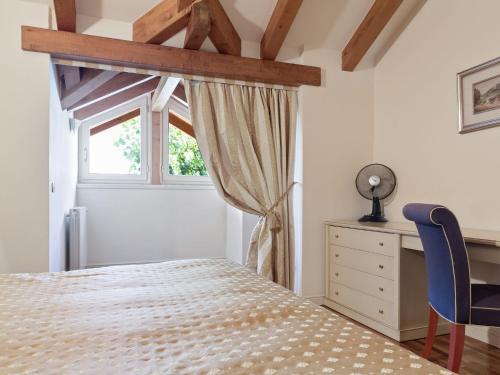 Apartamentos Modern Mansion With Private Beach At Lake Maggiore