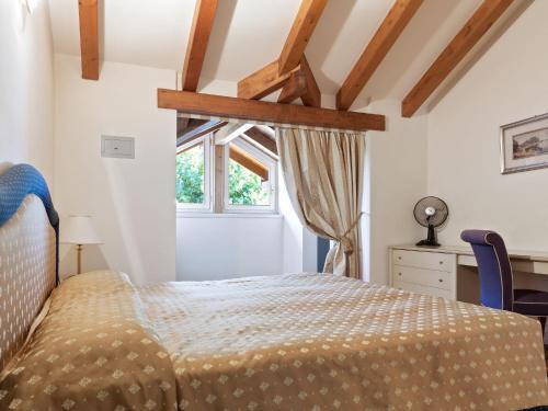 Apartamentos Modern Mansion With Private Beach At Lake Maggiore