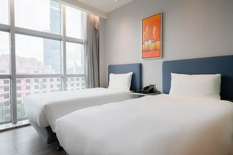 Hotel At Boutique