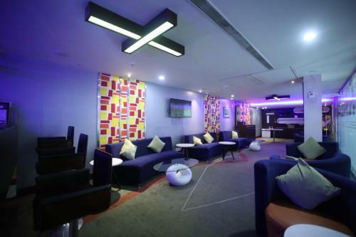 Hotel The Byke Suraj Plaza