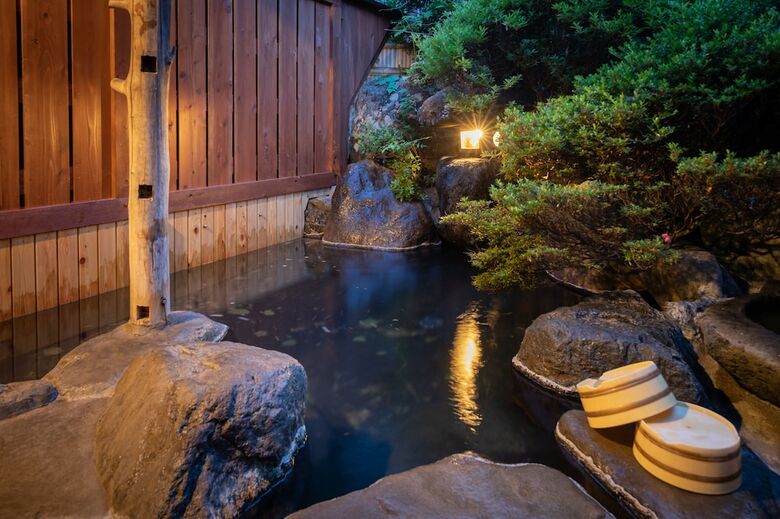 Hotel Wafu Ryokan Gizan