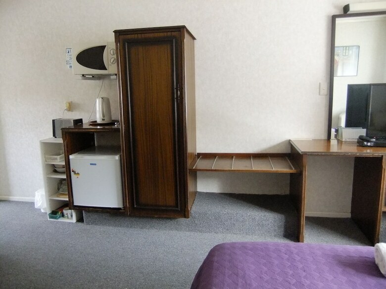 Abbeycourt Motel