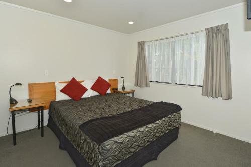 Motel Bk's Pohutukawa Lodge