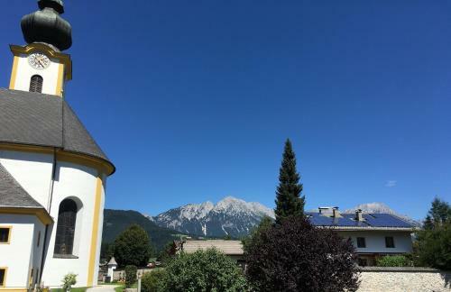 Hostal Tennenwirt Guesthouse