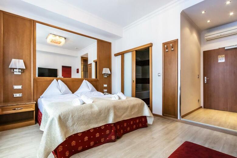Hotel Corvinus