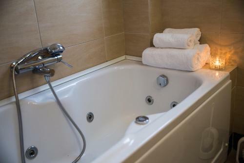 Villa Pandora - Angela & Michali