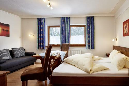 Hostal Alpengasthof Enzingerboden