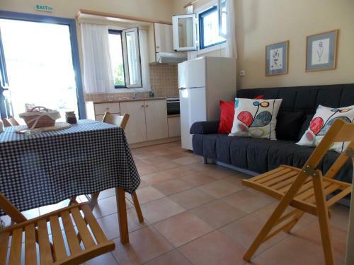 Myrtia Apartments