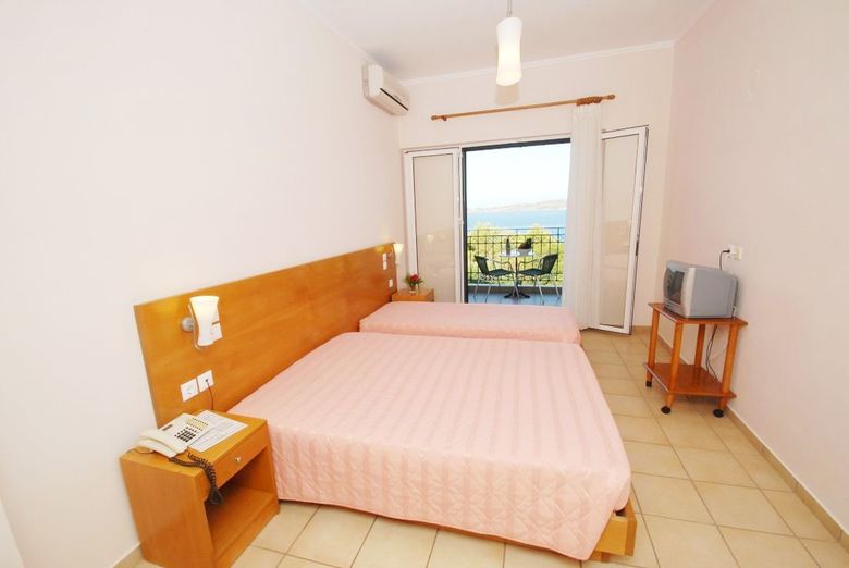 Limanaki Hotel