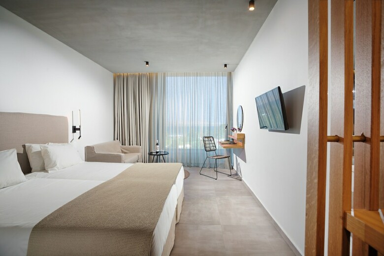 Hotel Caravia Beach