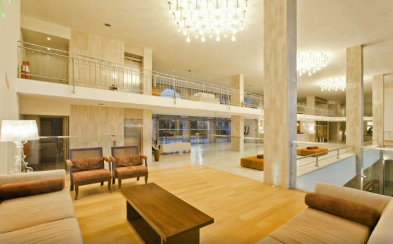 Hotel Caravia Beach