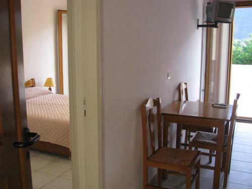 Aparthotel Skoutari Beach Hotel
