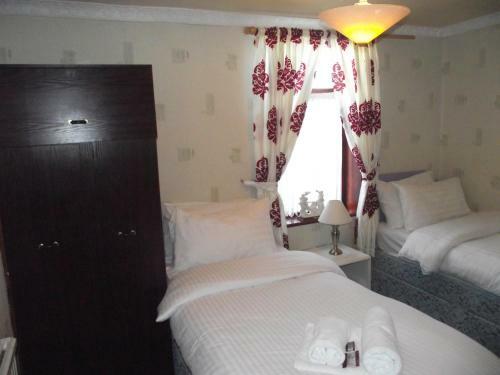 Hostal Fortuna House Hotel