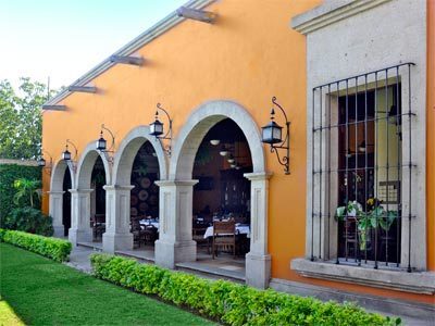 Los Abolengos, Grand Class Casona Hotel