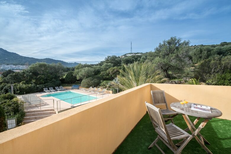 Hotel Cala Di L'oru