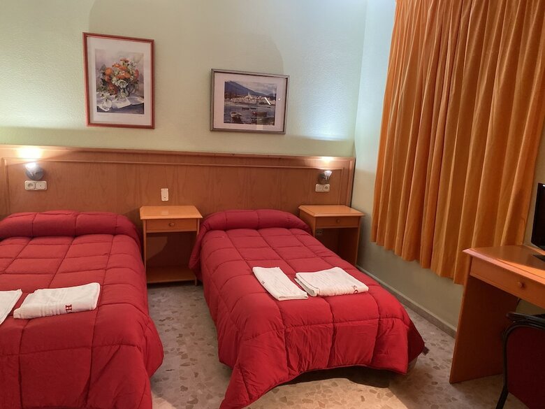 Hostal Carlos III