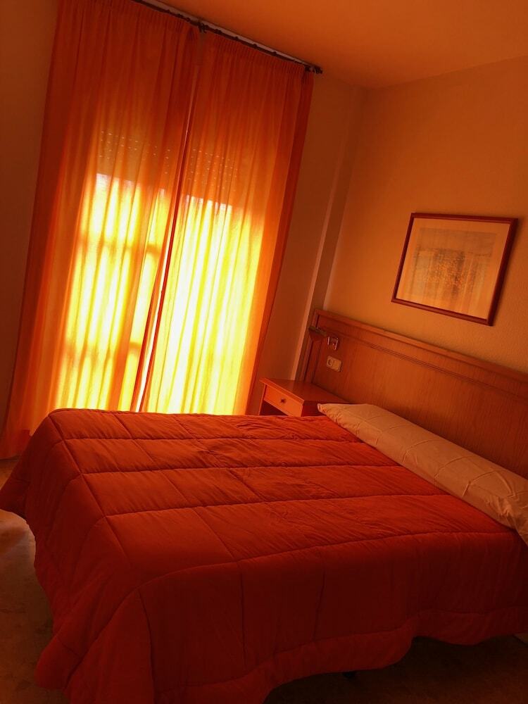 Hostal Carlos III